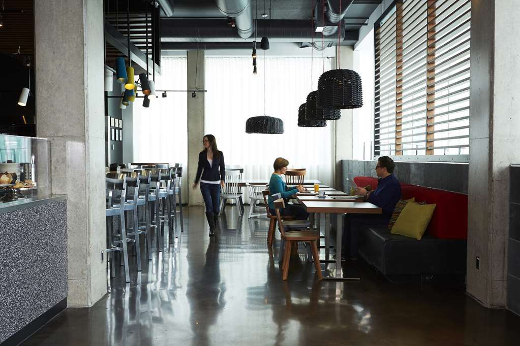 Alt Hotel Ottawa Downtown Restoran gambar